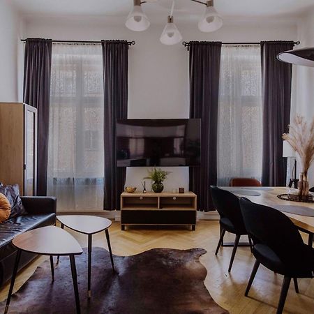 Golden Pearl - Main Square, 100 Sqm, 4 Rooms 克拉科夫 外观 照片