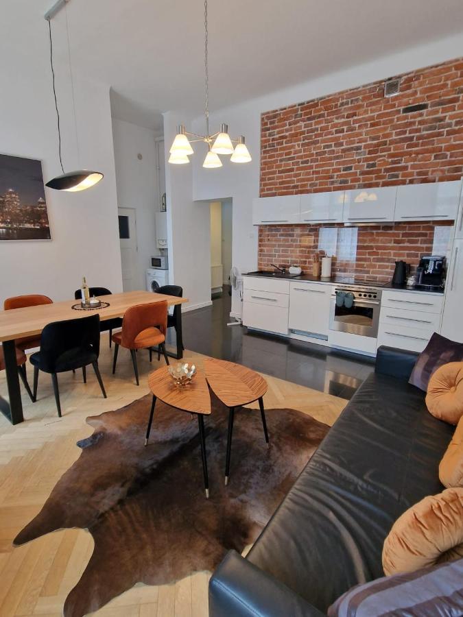 Golden Pearl - Main Square, 100 Sqm, 4 Rooms 克拉科夫 外观 照片