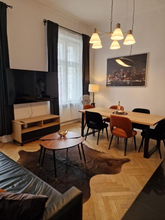 Golden Pearl - Main Square, 100 Sqm, 4 Rooms 克拉科夫 外观 照片