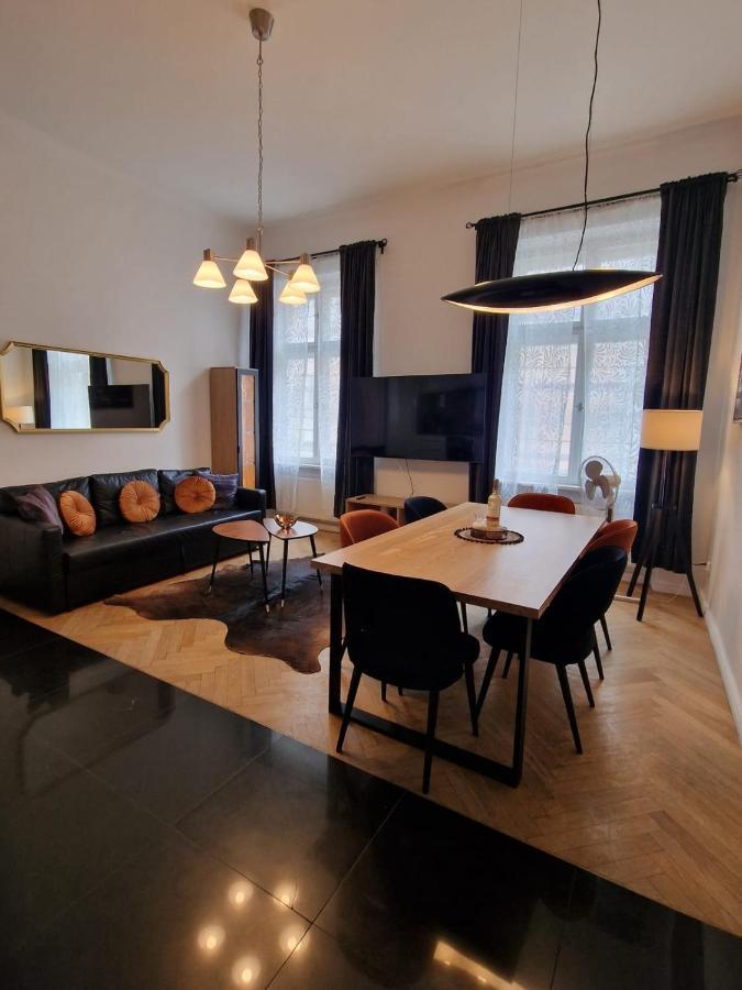 Golden Pearl - Main Square, 100 Sqm, 4 Rooms 克拉科夫 外观 照片