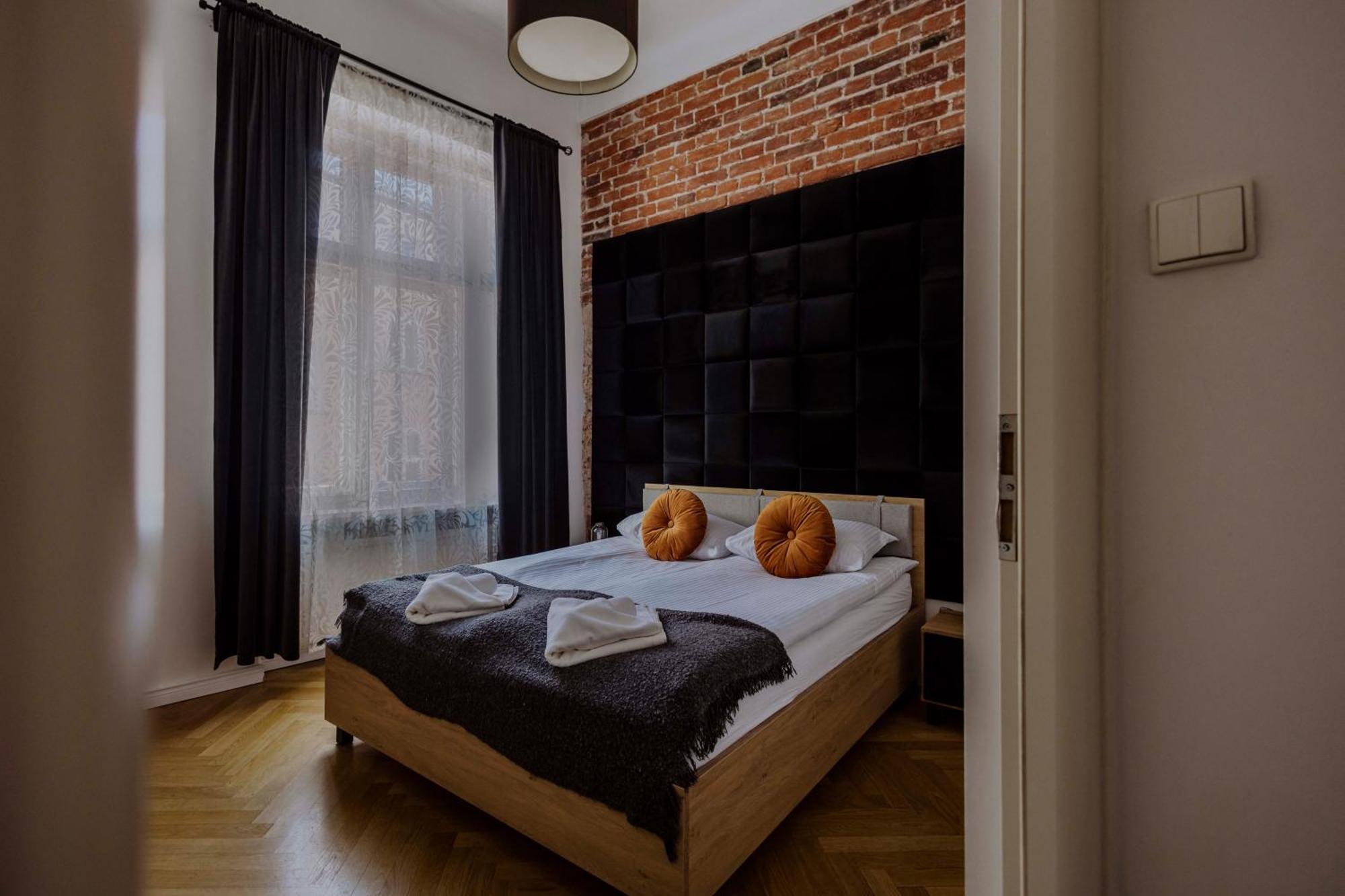 Golden Pearl - Main Square, 100 Sqm, 4 Rooms 克拉科夫 外观 照片