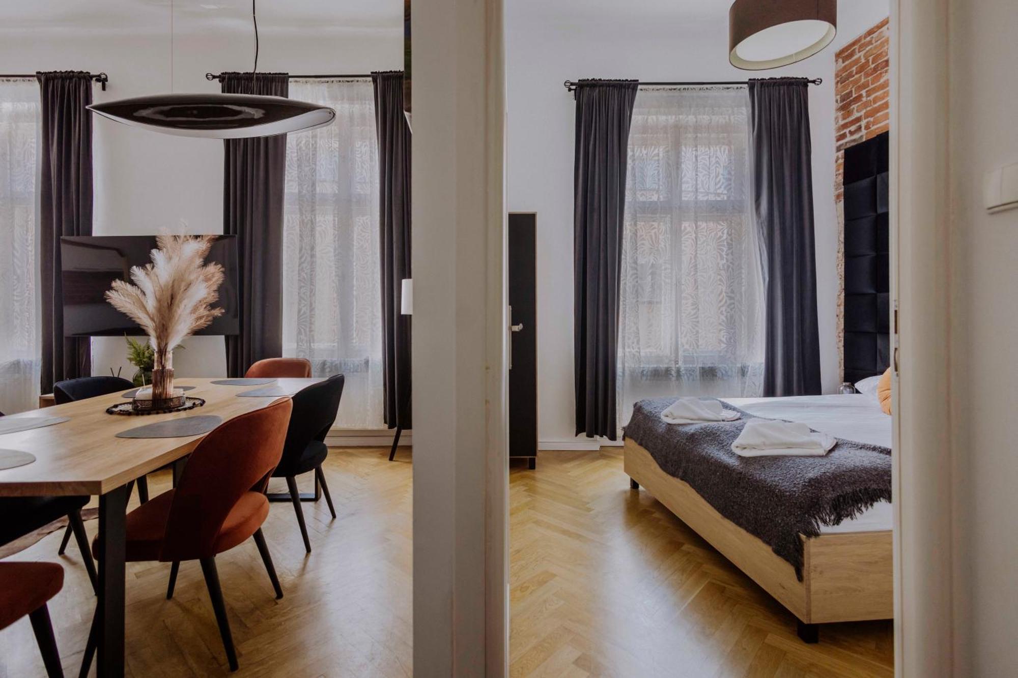 Golden Pearl - Main Square, 100 Sqm, 4 Rooms 克拉科夫 外观 照片