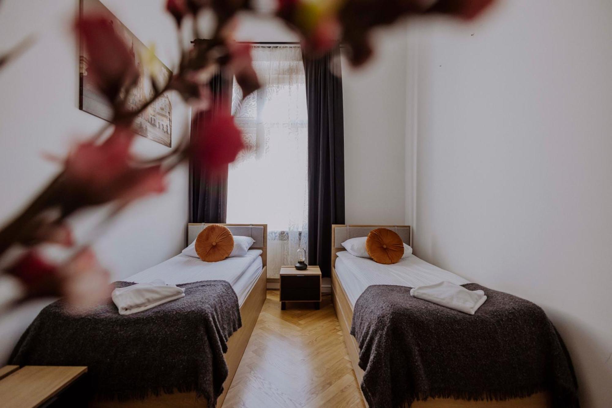 Golden Pearl - Main Square, 100 Sqm, 4 Rooms 克拉科夫 外观 照片