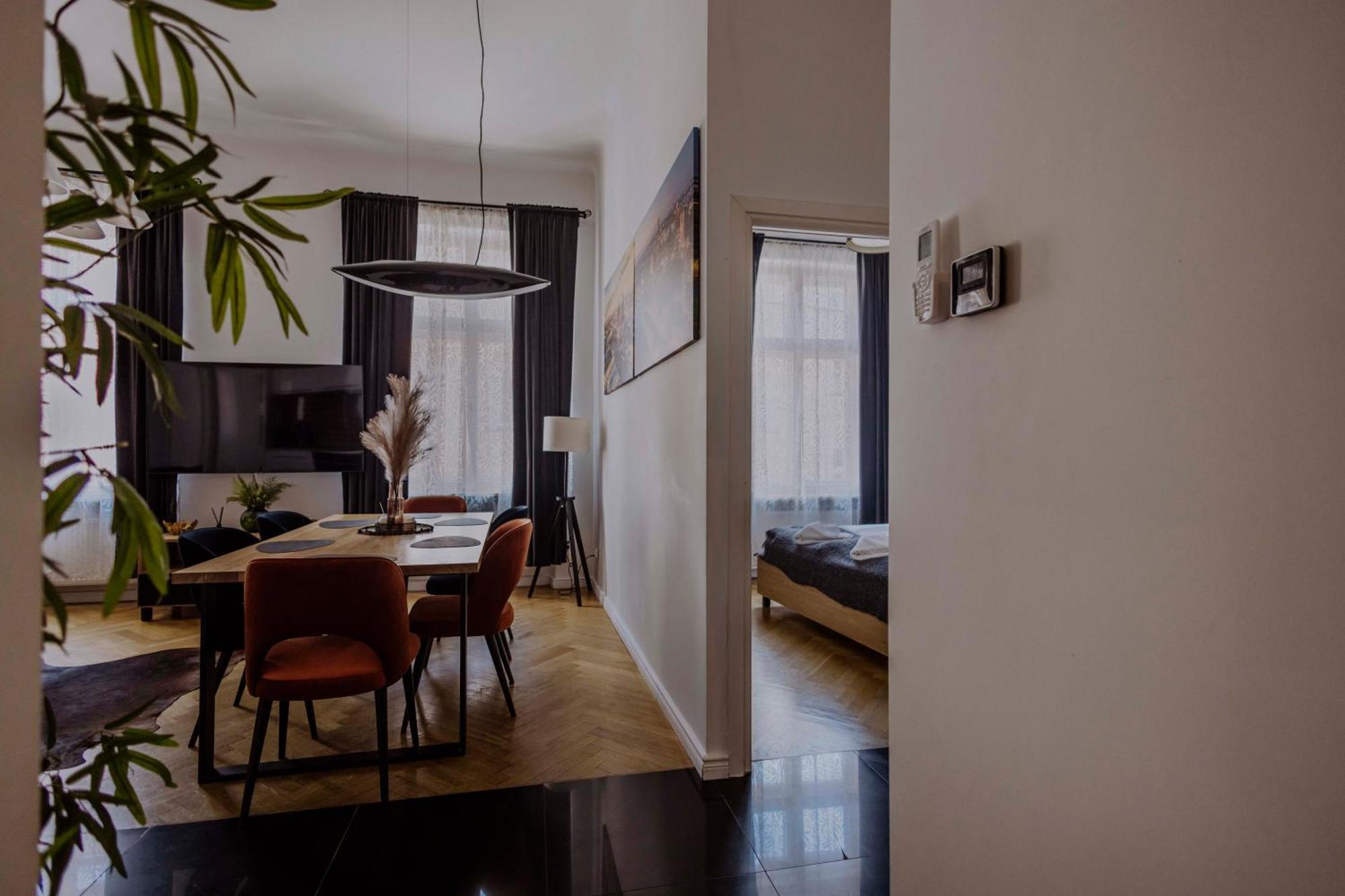 Golden Pearl - Main Square, 100 Sqm, 4 Rooms 克拉科夫 外观 照片